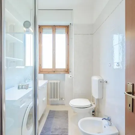 Modena's Roof-top - Ferrari Museum & Maserati Apartment