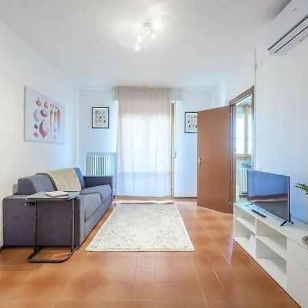 Modena's Roof-top - Ferrari Museum & Maserati Apartment